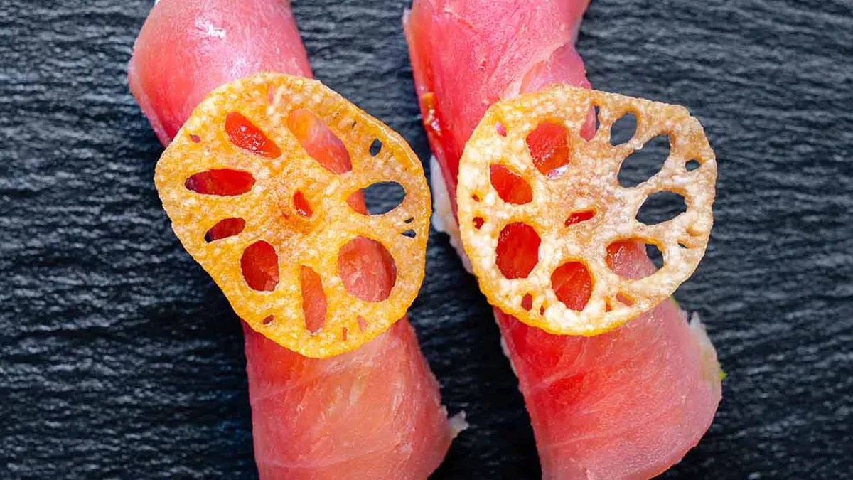 Nigiri tun/lotus (2 stk)