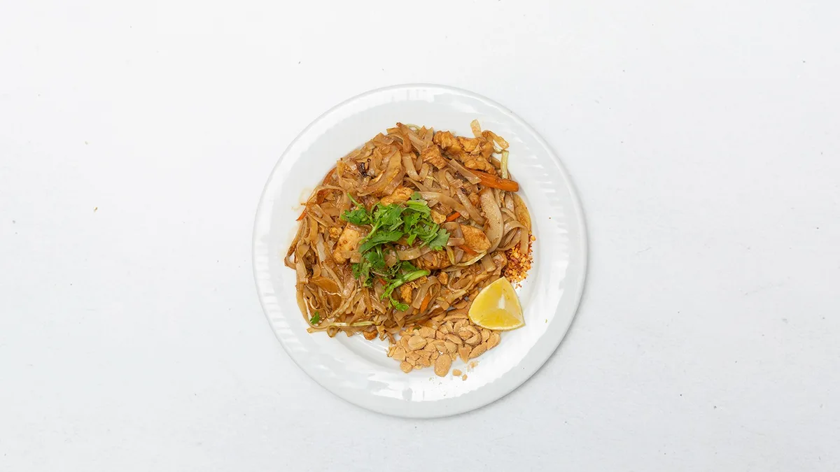 M32. Pad Thai