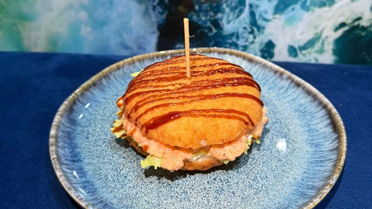Sushi Baku Burger Qızılbalıq ilə