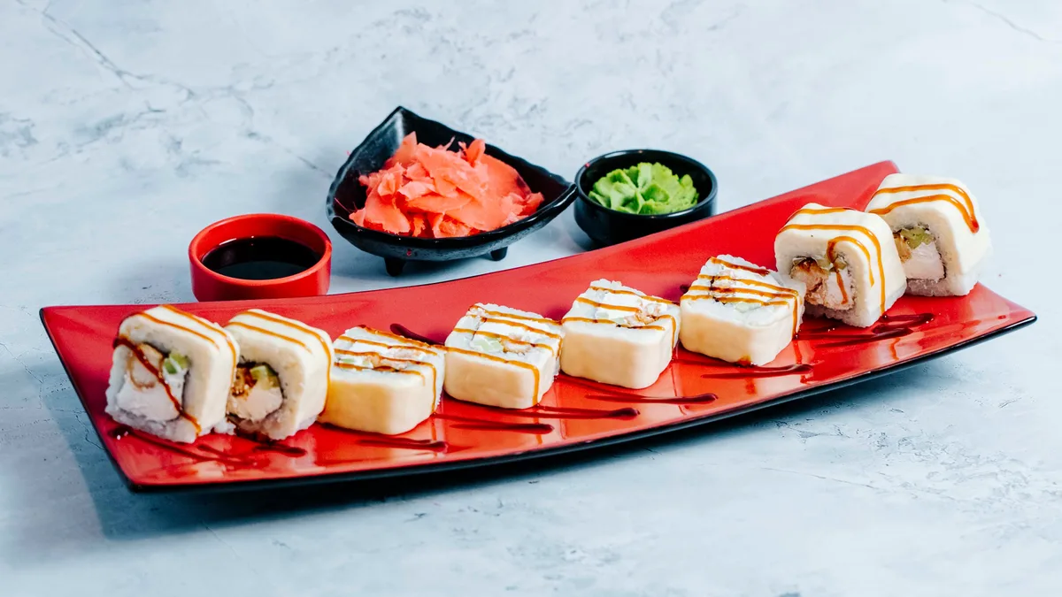 Toyuq və Pendirli Roll (8 əd.)