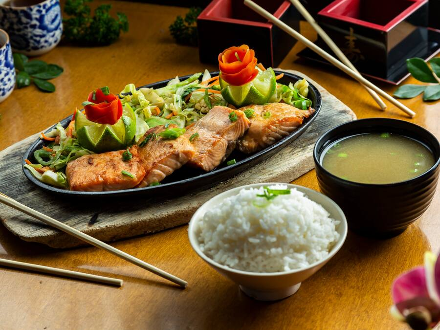 Teppanyaki Salmão