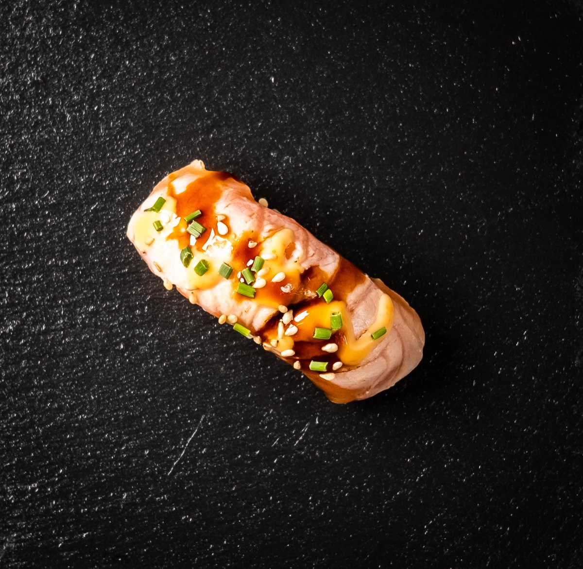 Nigiri Laks flamberet