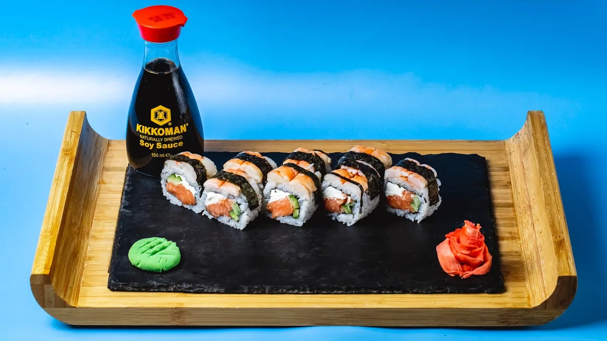 Ebi Salmon Roll