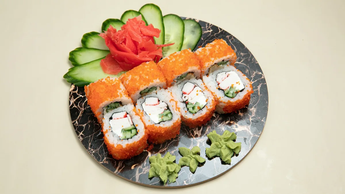 Klassik Kaliforniya Roll (8 əd.)