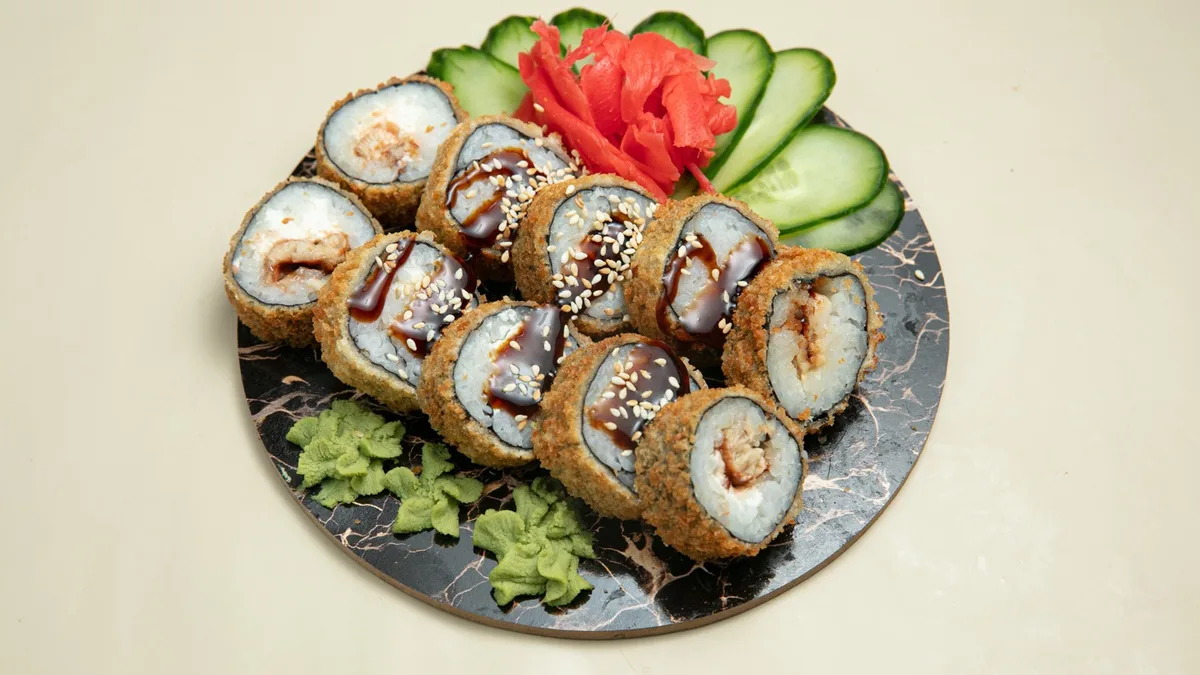 İsti Roll Unagi ilə (10 əd.)