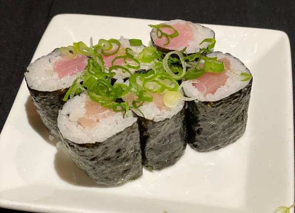 Hamachi Maki (6 pc)