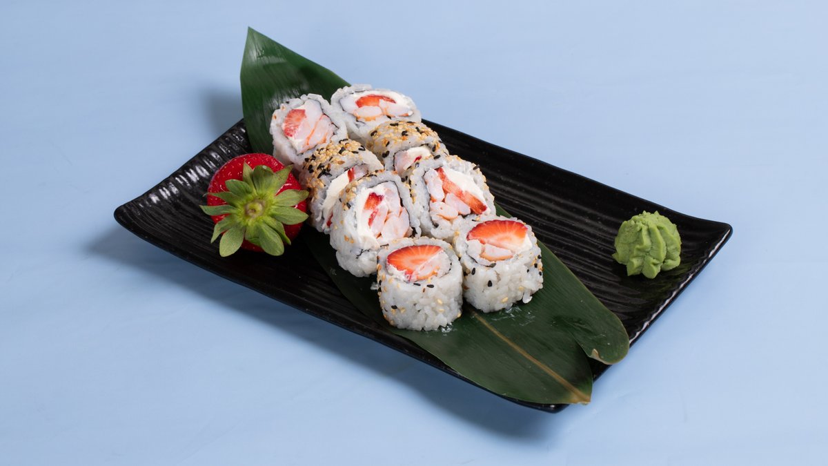 17A. Kokt Scampi Maki m/ Jordbær