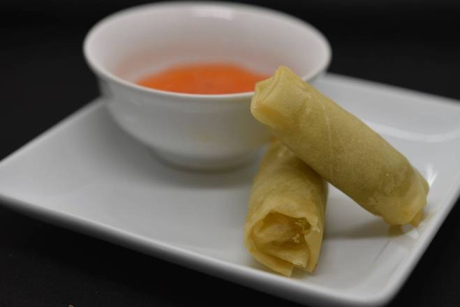 2. Vegetable Spring Roll (2 pcs)