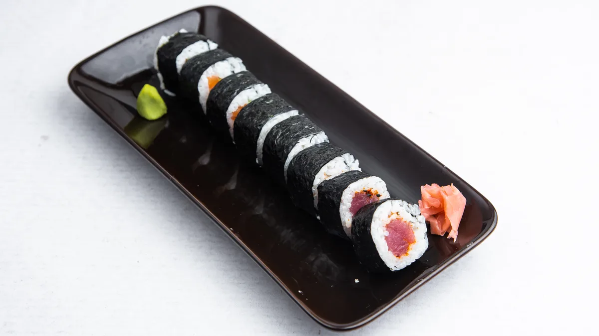 Maki tuna togarashi 8 komada