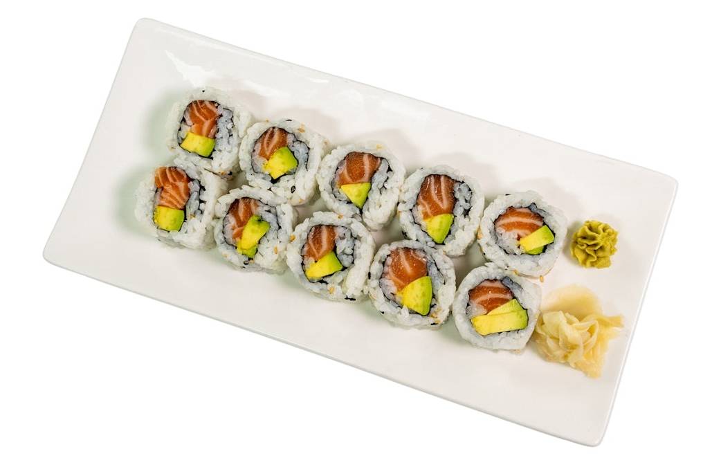 Salmon Fresh Roll