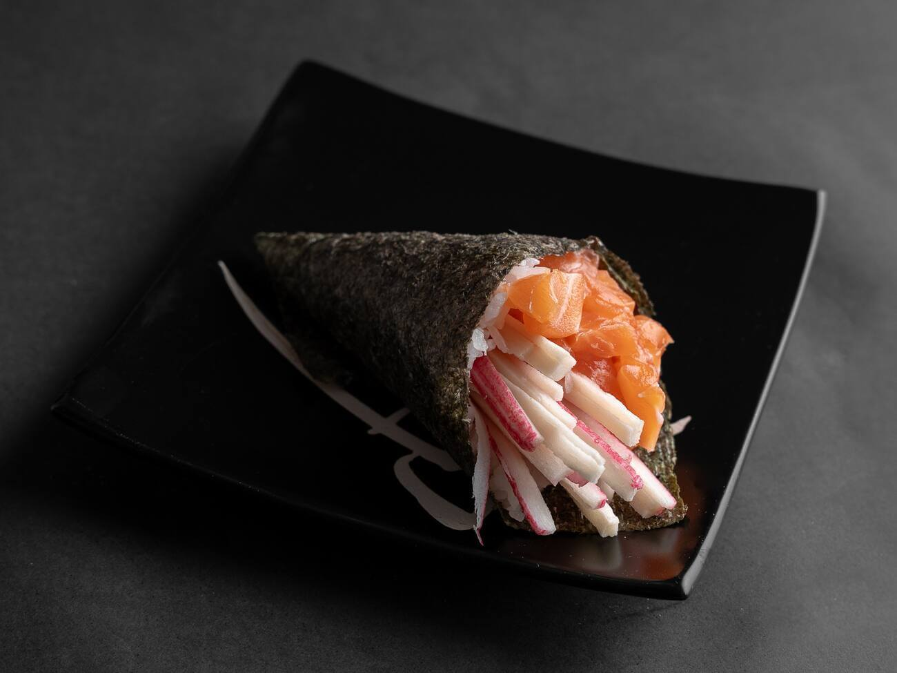 Temaki Go 8 - Salmão Com Kani