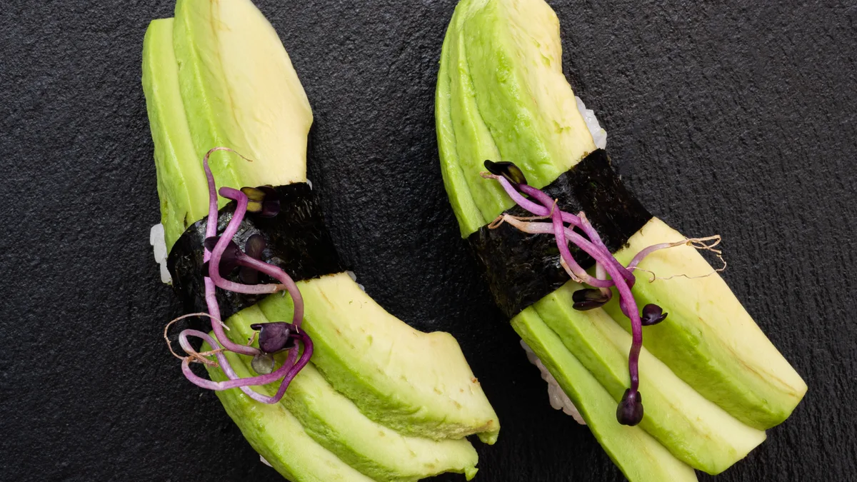 Avocado Nigiri 2 Pcs