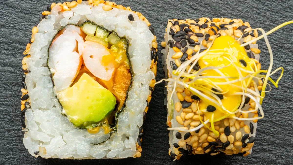 Ebi mango roll 8 Pcs
