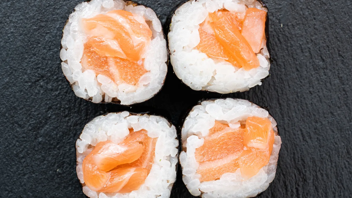 Sake Maki 8 Pcs