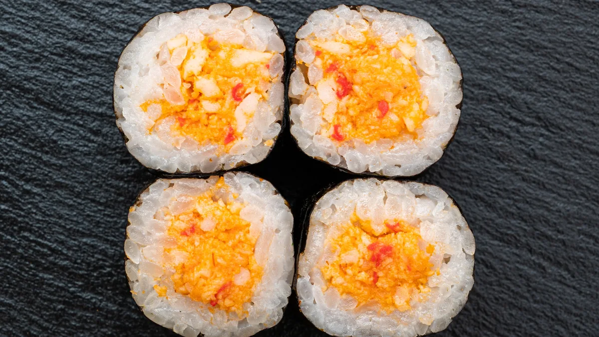 Spicy Crab Maki 8 Pcs