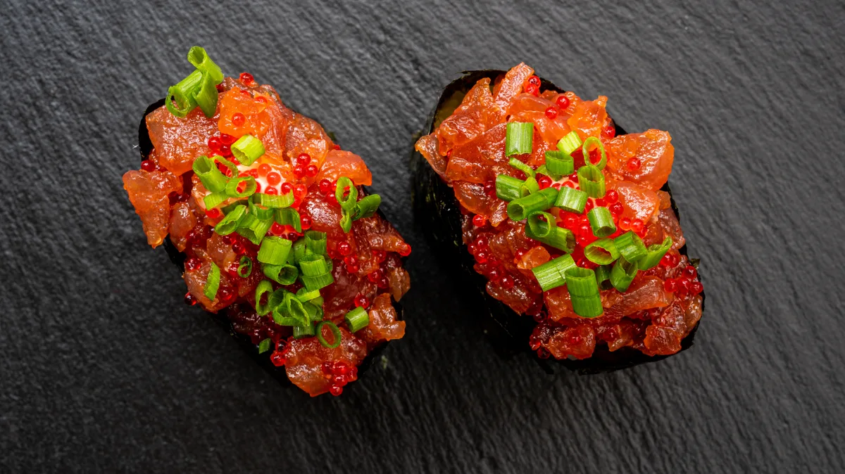 Spicy Tuna Gunkan 2 Pcs