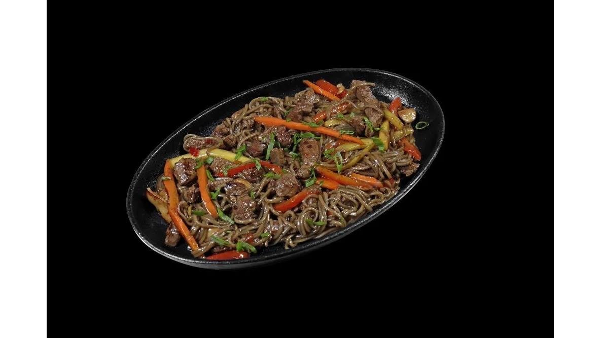 Noodles soba cu vită