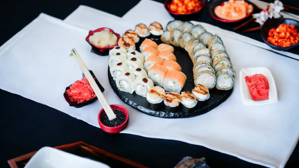 Tobiko Set Premium (44 əd.)
