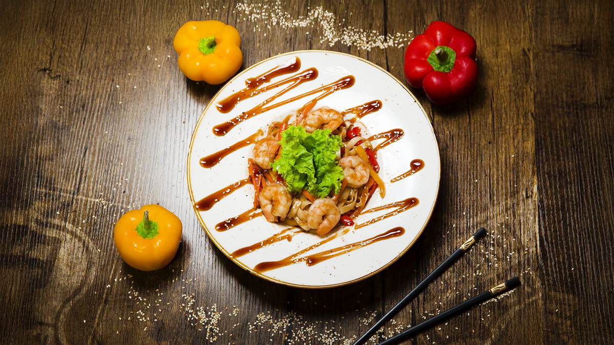 Yakisoba Krevetka ilə