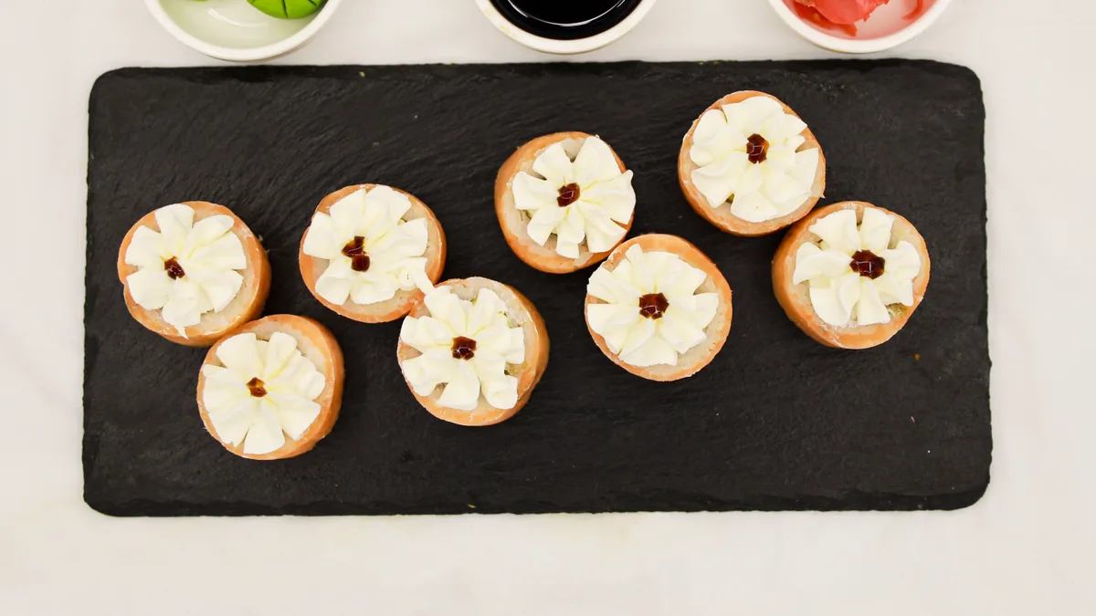 Philadelphia Lux Roll (8 pcs.)