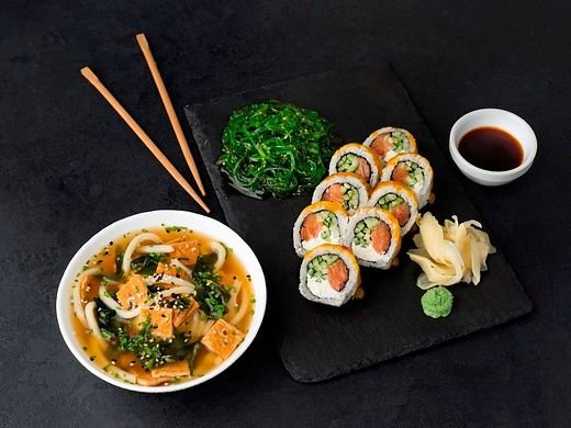 Kioto and Wakame Lunch