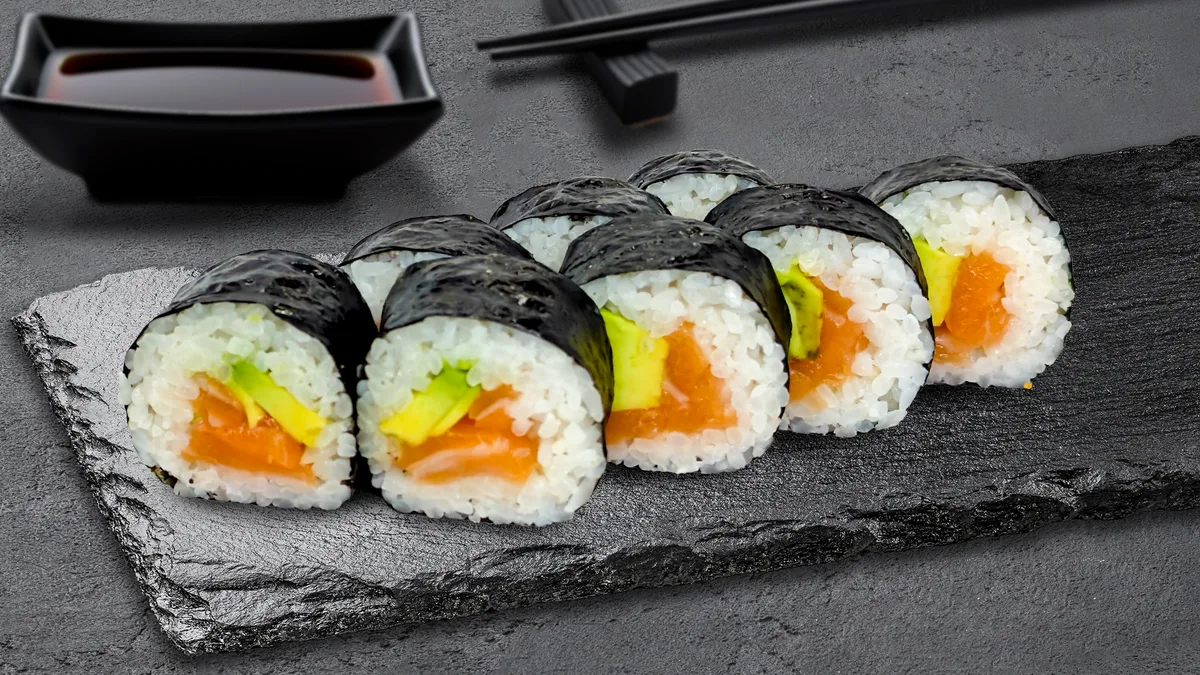 Lazac Avokado Roll