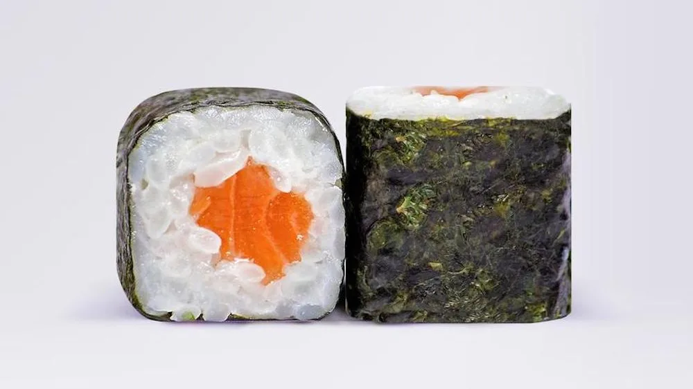 Sake Maki (classic)