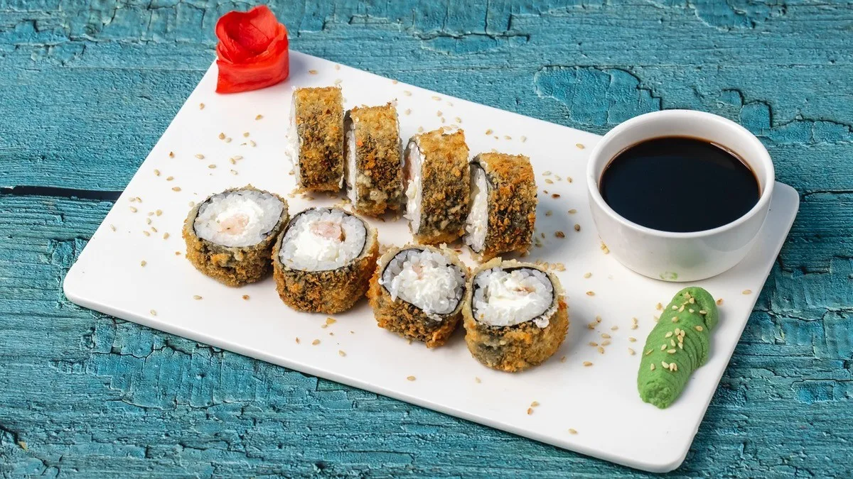Hot Ebi Maki