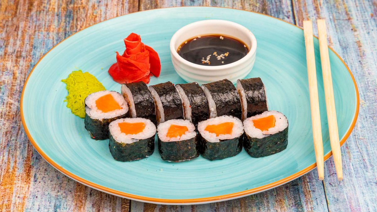 Salmon Maki