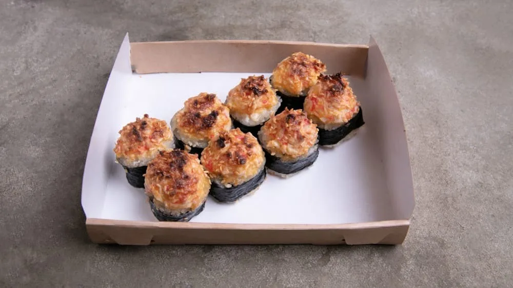 Salat Nor Suşi Roll (10 ədəd)