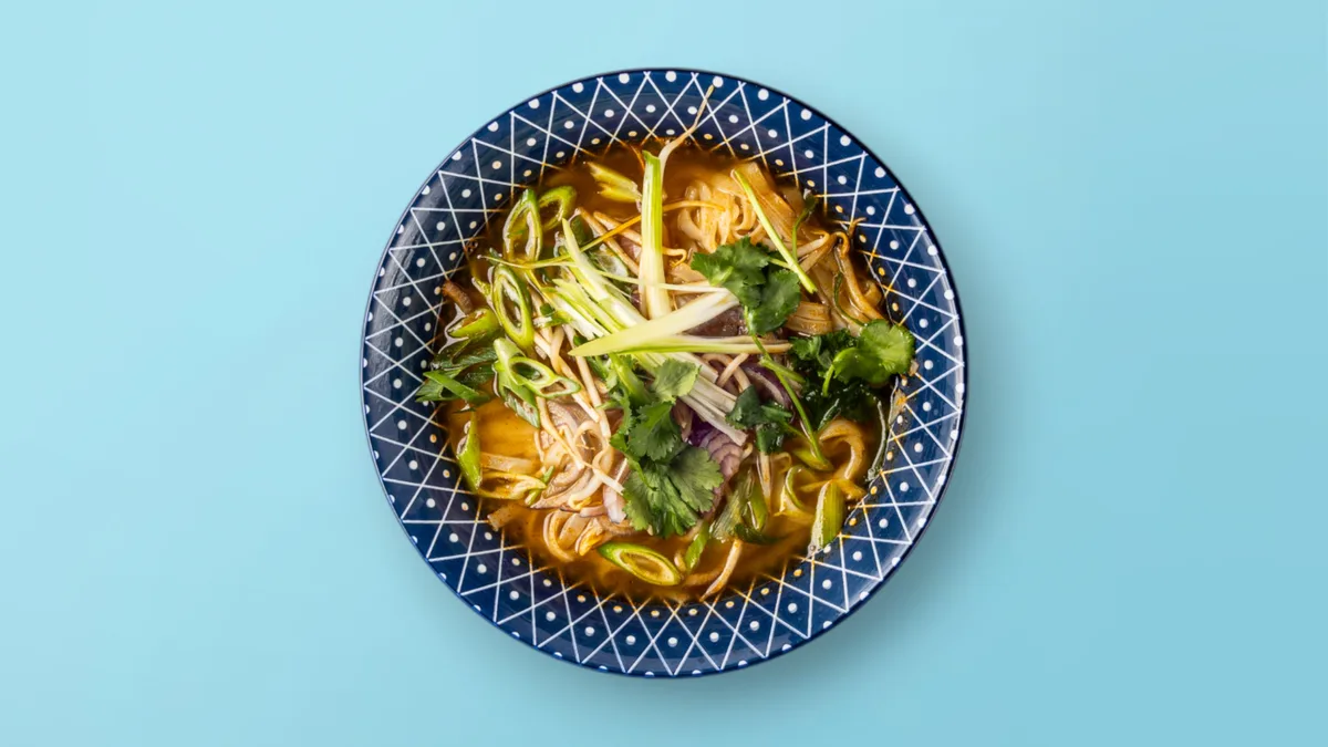 Große Pho Suppe