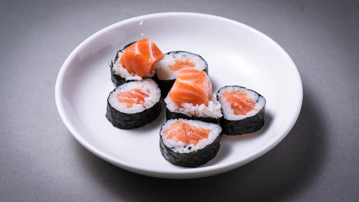 Salmon Roll