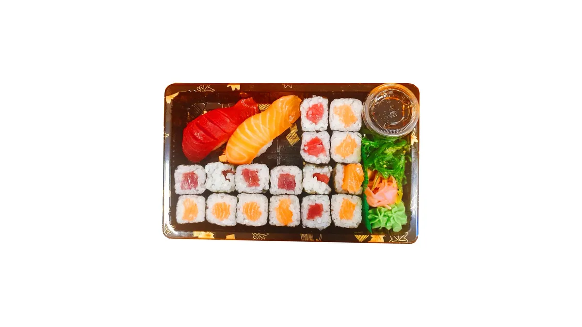 563. Set 18ks: losos a tuňák maki, nigiri losos a tuňák