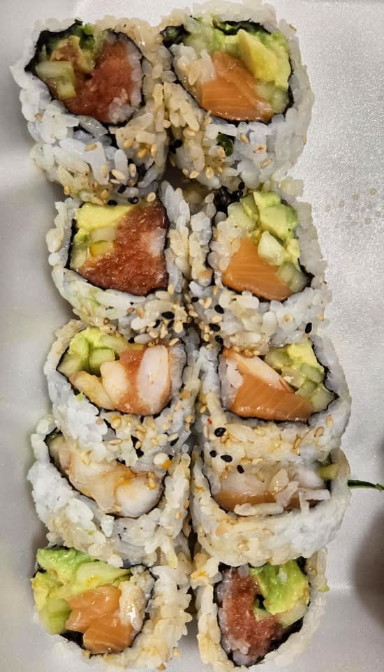 Spicy Combo Roll
