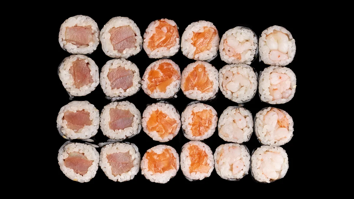 135. Hosomaki 24 kpl  (UUSI)