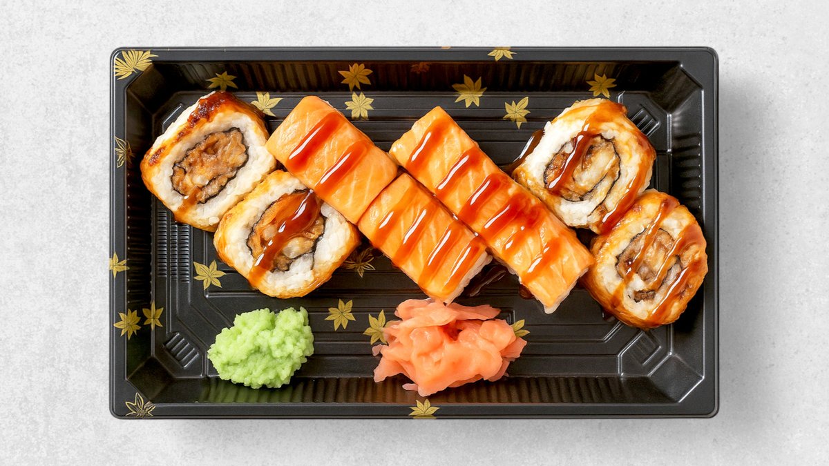 803-Aburi Salmon Roll
