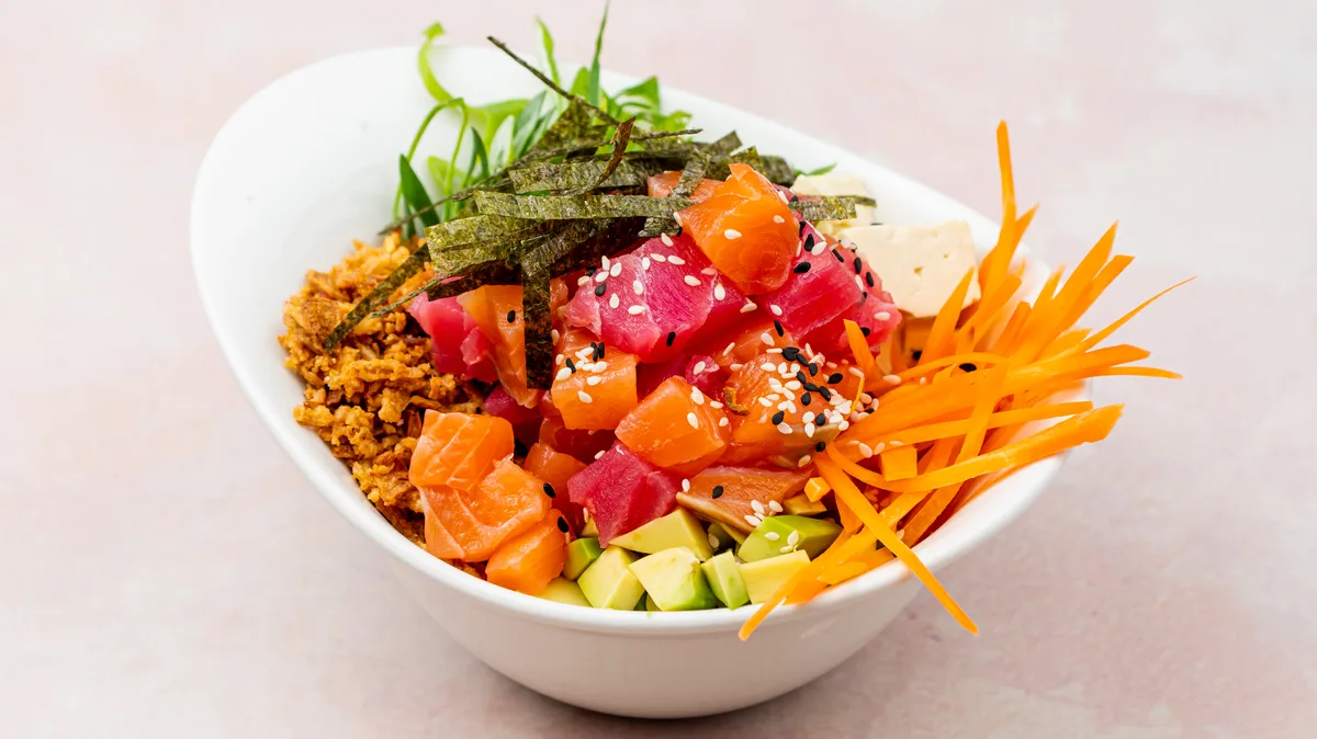 Losos tuna poke