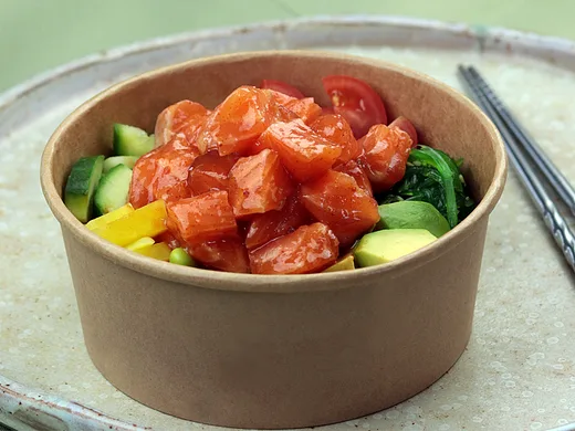 Poke Bowl z łososiem