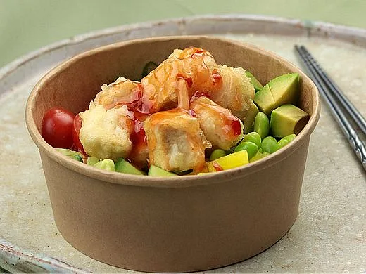 Poke Bowl z tofu w tempurze