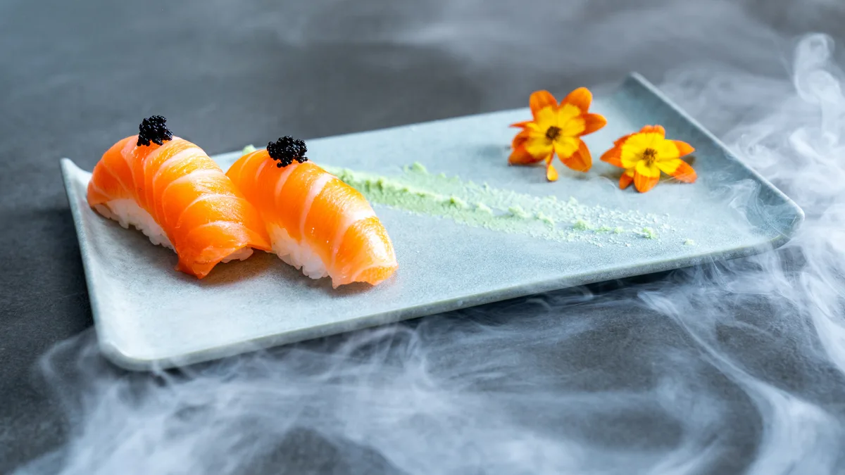 Nigiri Salmon