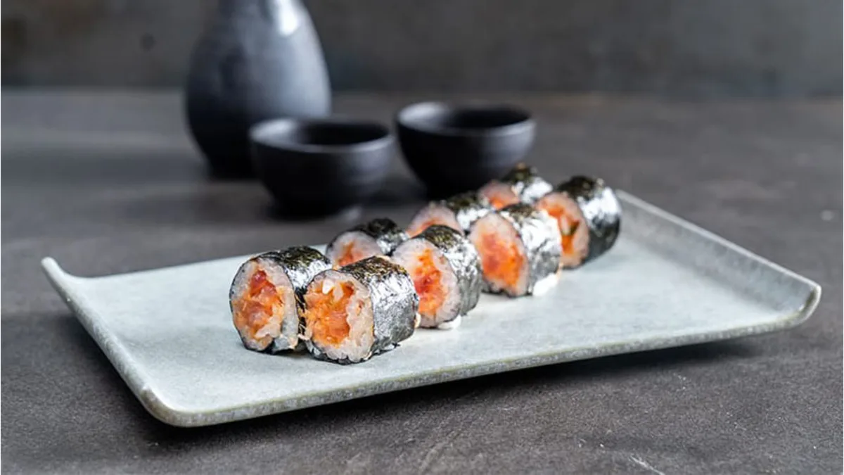 Spicy Sake Maki