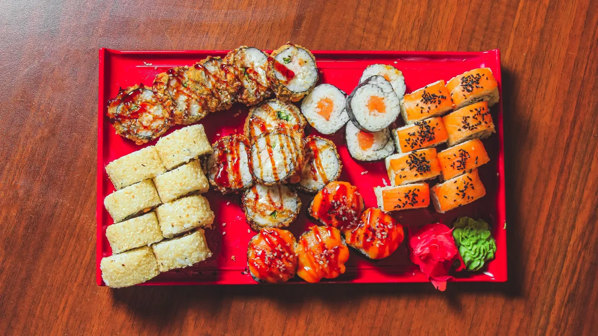 Yakasi Set (31 əd.)