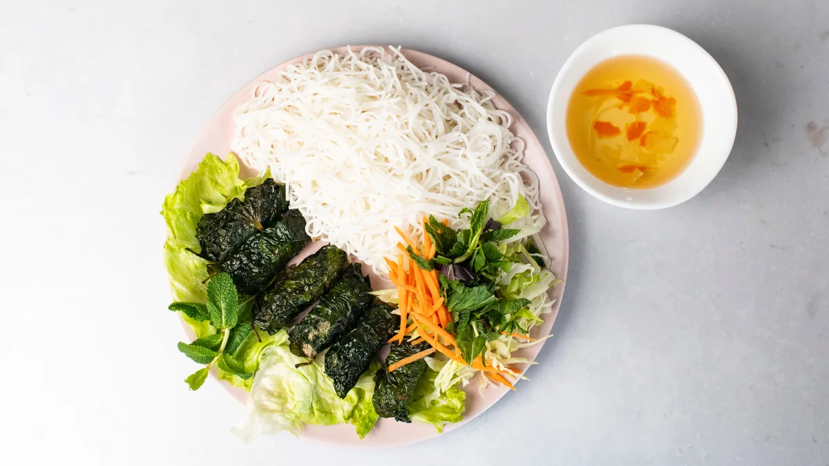 41. Bun Cha La Lot