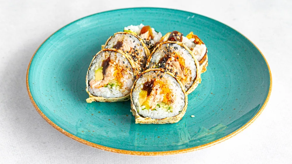 Sake yaki tamago futomaki