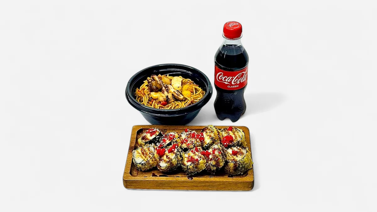 Combo Yumurtalı Seafood noodle+Hot Cesar