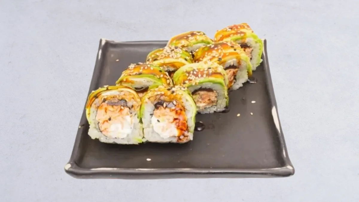 Uramaki z awokado 8szt