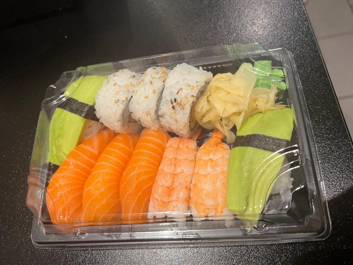 10 Bitar Sushi M