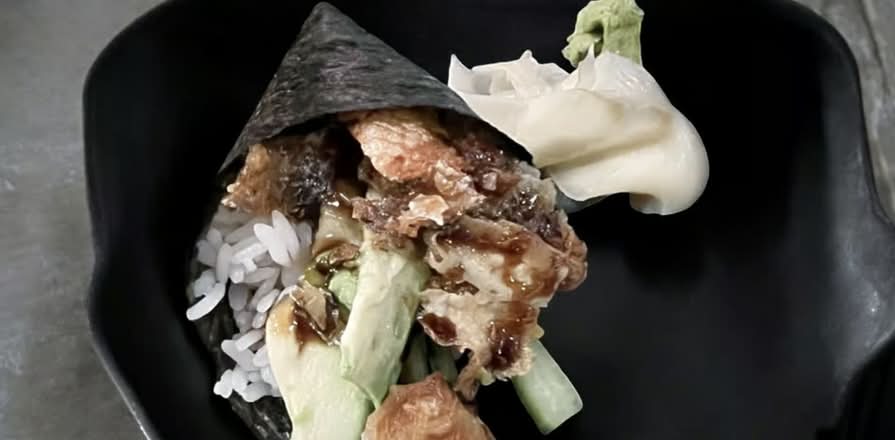 Salmon Skin Hand Roll
