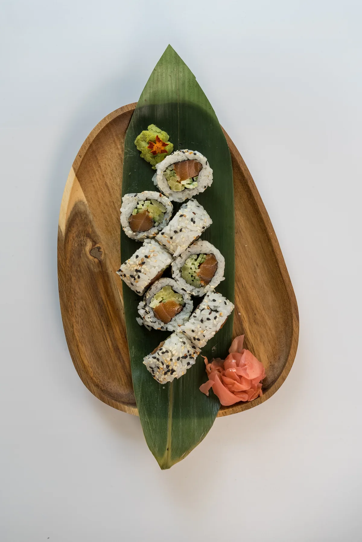 Uramaki Łosoś Karakuchi