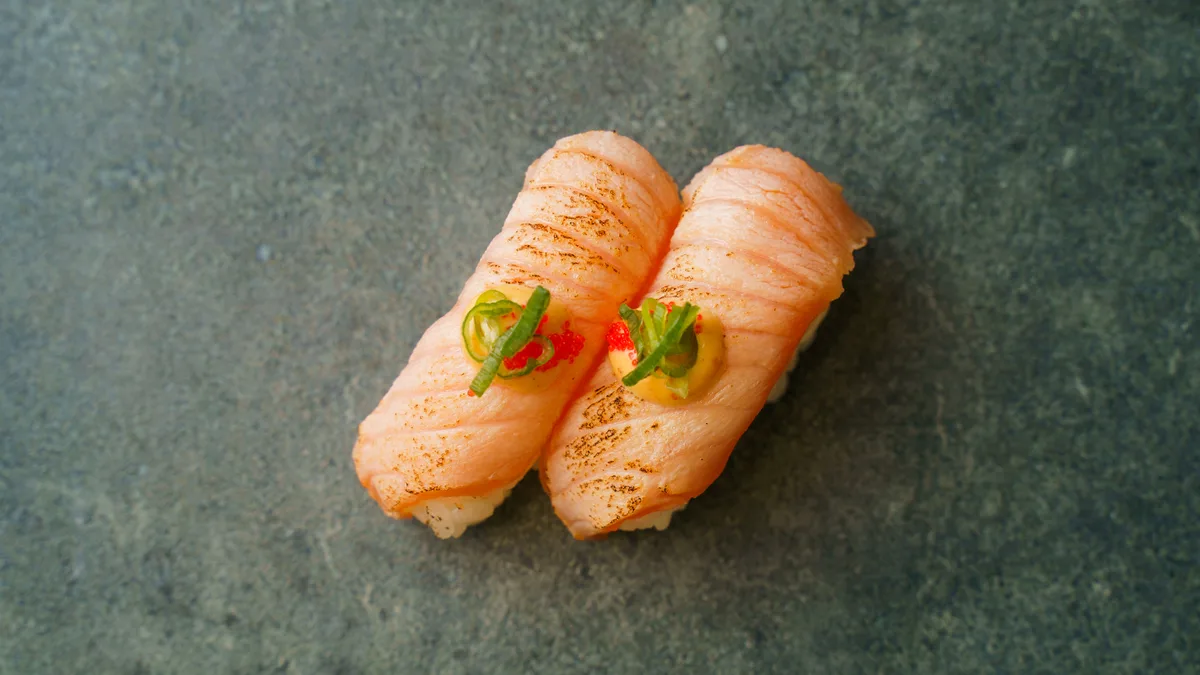 Nigiri Lynstegt Laks (2 stk)